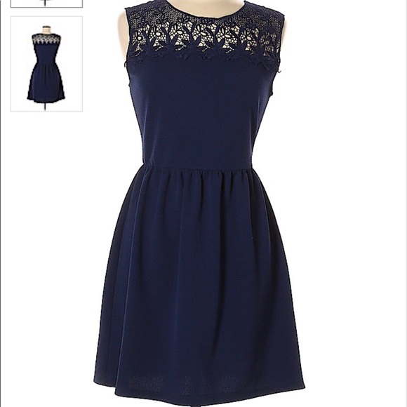 Soprano Dresses & Skirts - Soprano Little Black Dress - Size XS